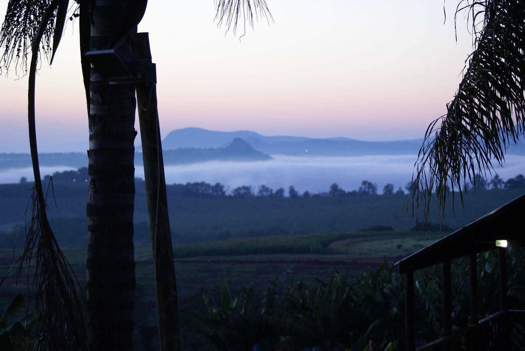 Nabana Lodge Hazyview Extérieur photo